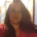 Essia, 40 ans, Leynes
