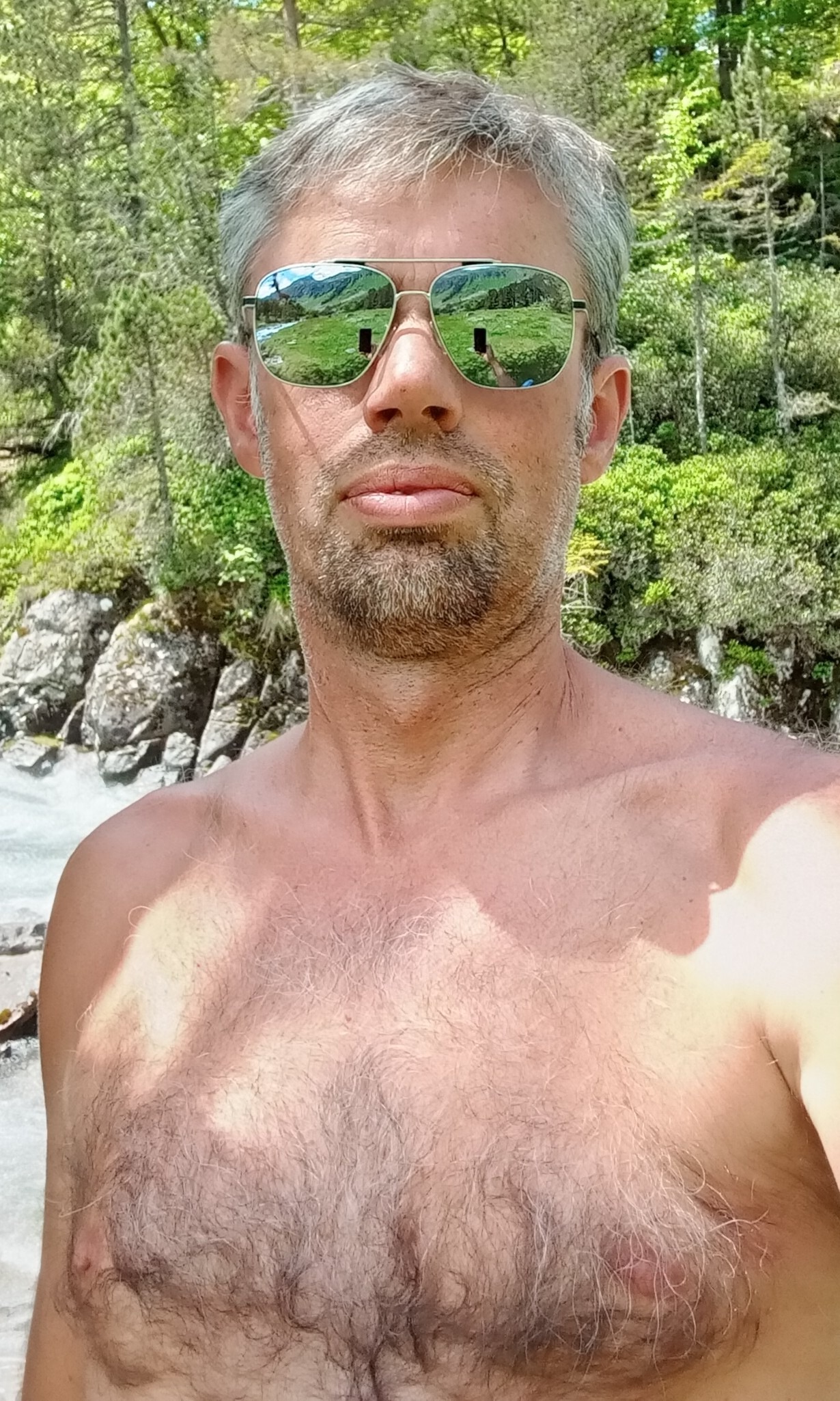 Youba, 45 ans, Barizey